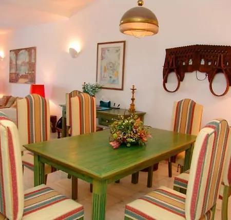 Sleeps 6 Pool Air Con Wifi * ואלה דה לובו